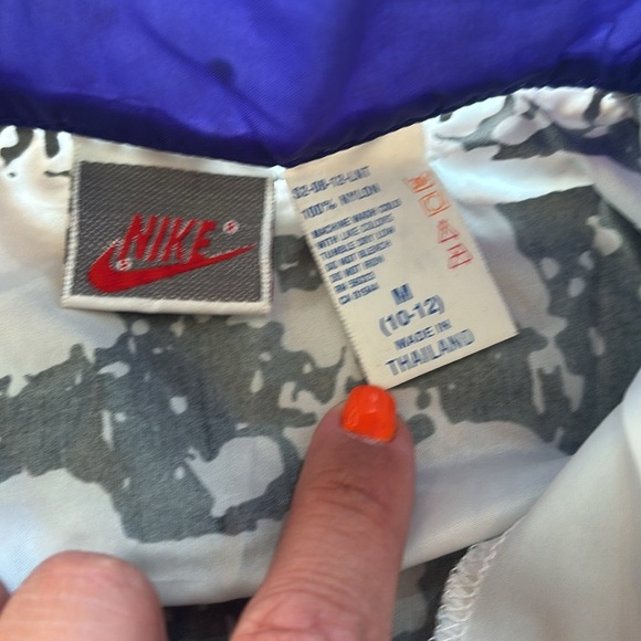 Vintage Nike Windbreaker - Picture 5 of 7